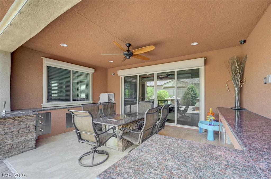 8586 Monument Lake, Las Vegas, NV 89113