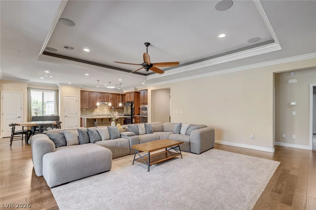 8586 Monument Lake, Las Vegas, NV 89113