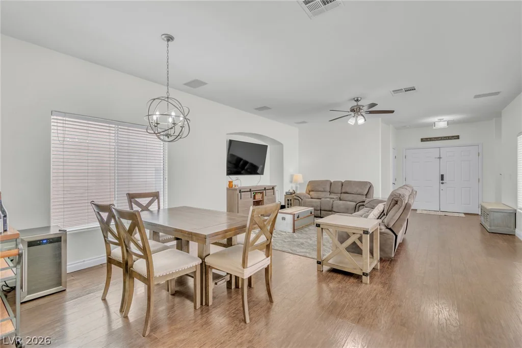 8944 Snowtrack, Las Vegas, NV 89149