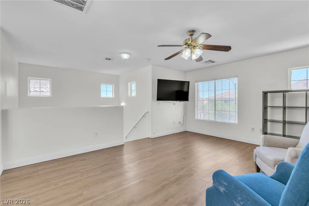 8944 Snowtrack, Las Vegas, NV 89149