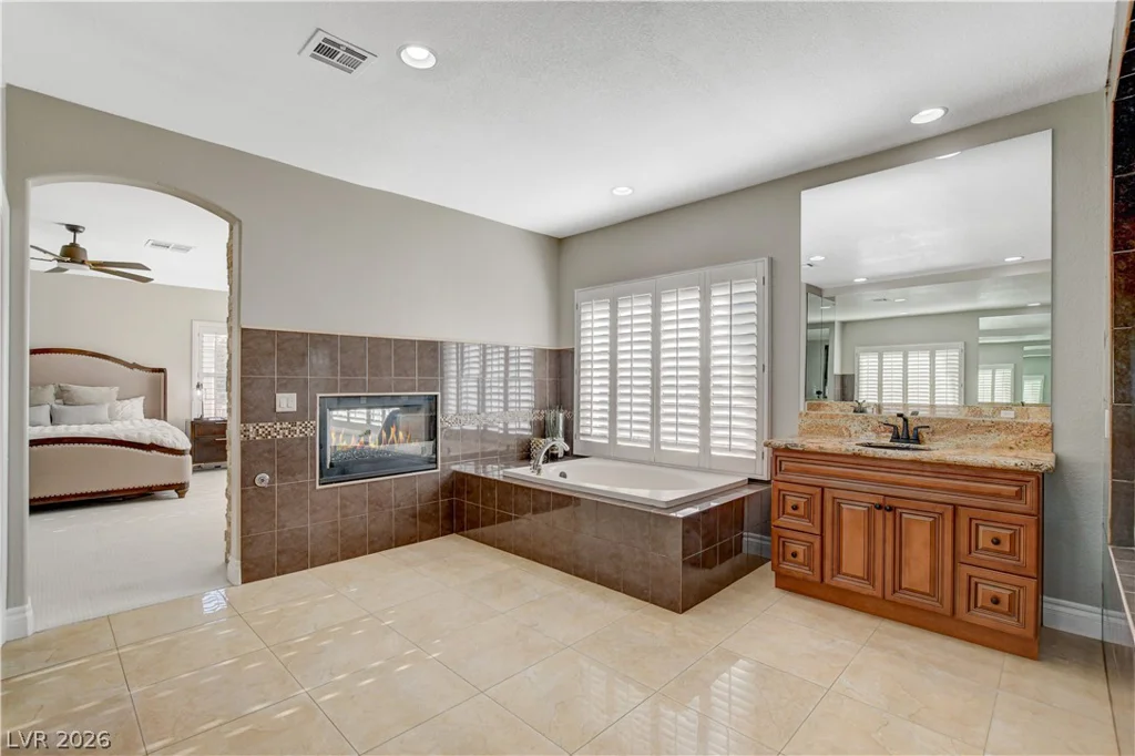 517 Tuscany View, Las Vegas, NV 89145