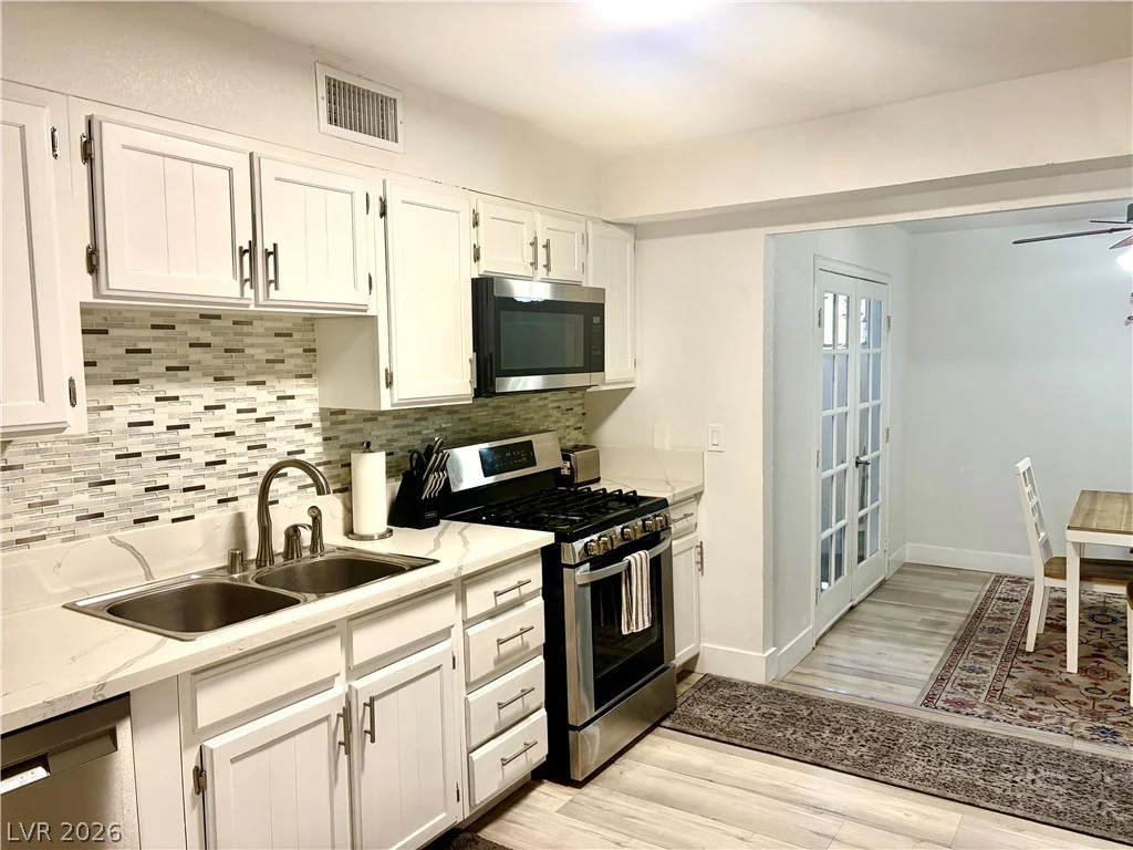 3914 Visby, Las Vegas, NV 89119