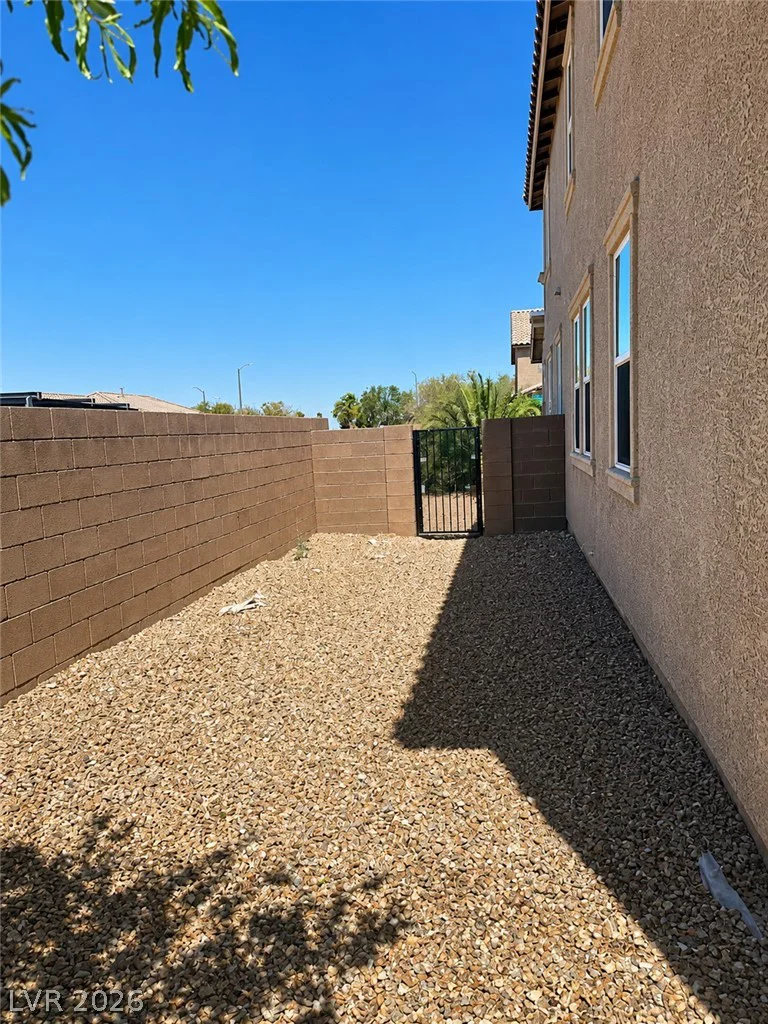 7861 Hamilton Pool, Las Vegas, NV 89113