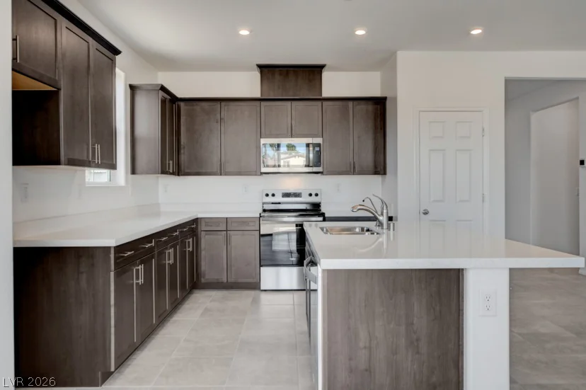 596 Hamilton, Mesquite, NV 89027