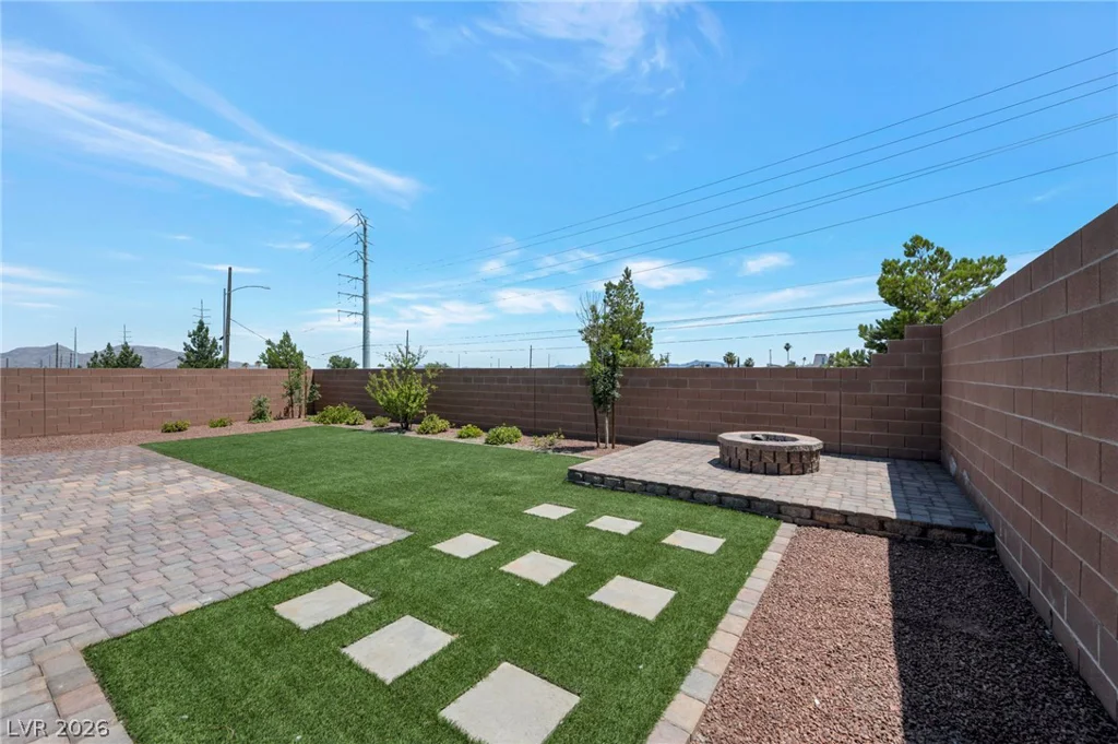 517 Sand Sage, North Las Vegas, NV 89030