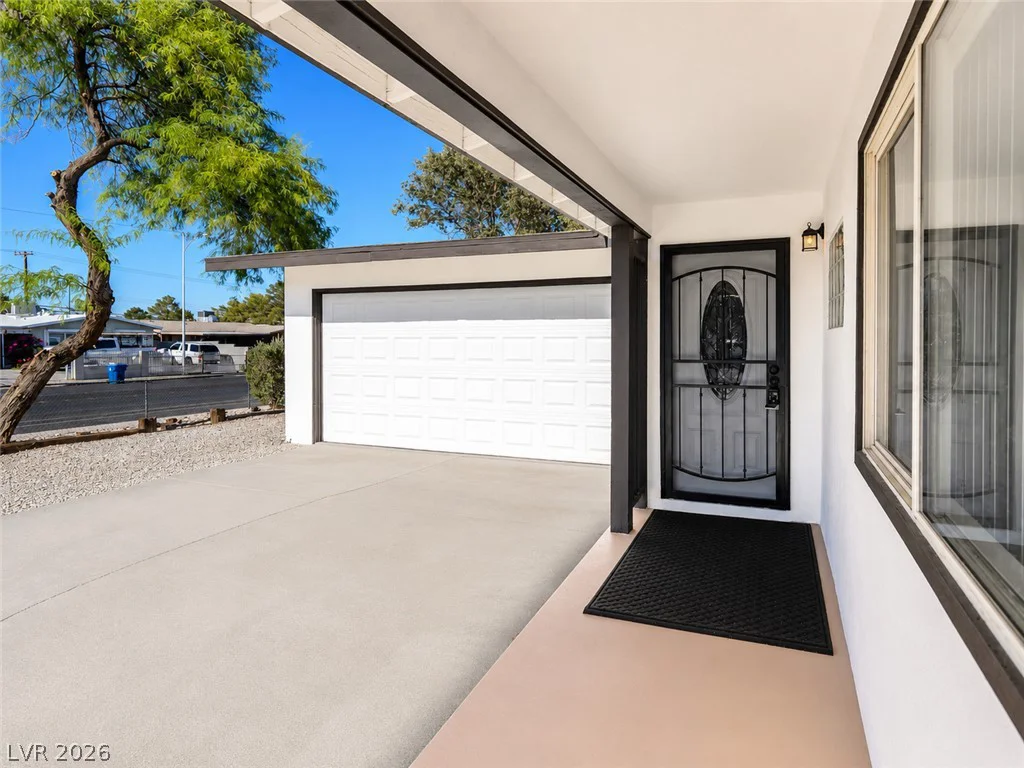 5209 Alta, Las Vegas, NV 89107