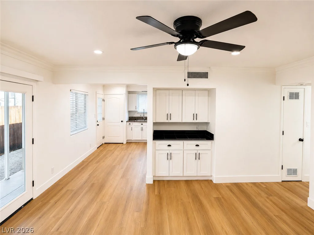 5209 Alta, Las Vegas, NV 89107
