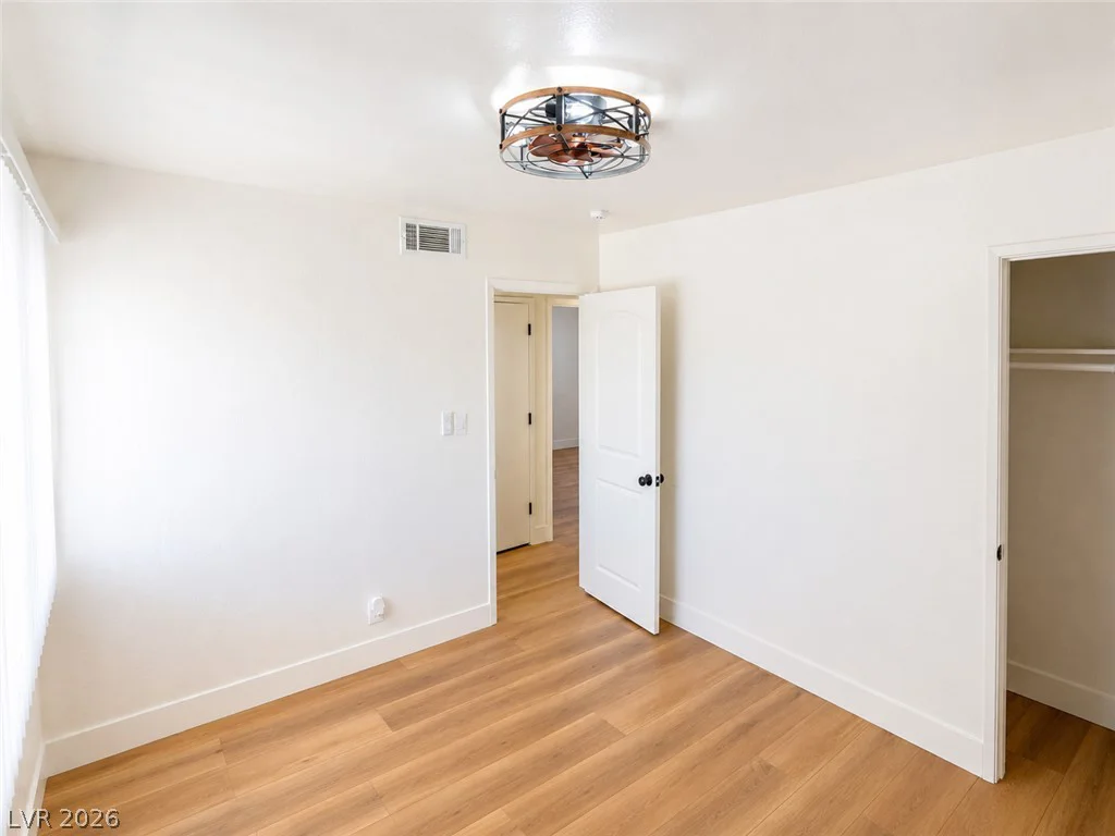 5209 Alta, Las Vegas, NV 89107