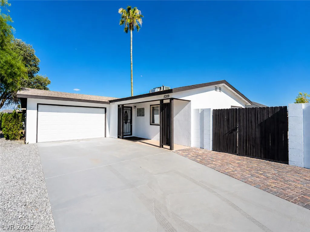 5209 Alta, Las Vegas, NV 89107