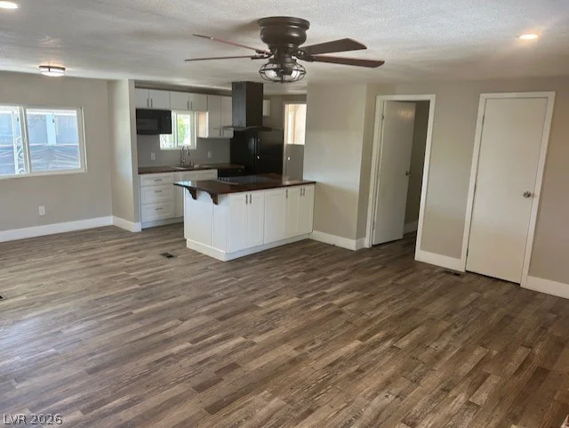1061 Comstock, Pahrump, NV 89048