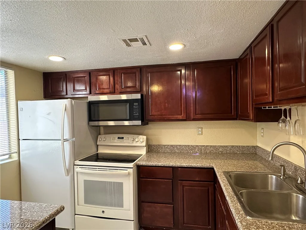 4391 Alexis, Las Vegas, NV 89103