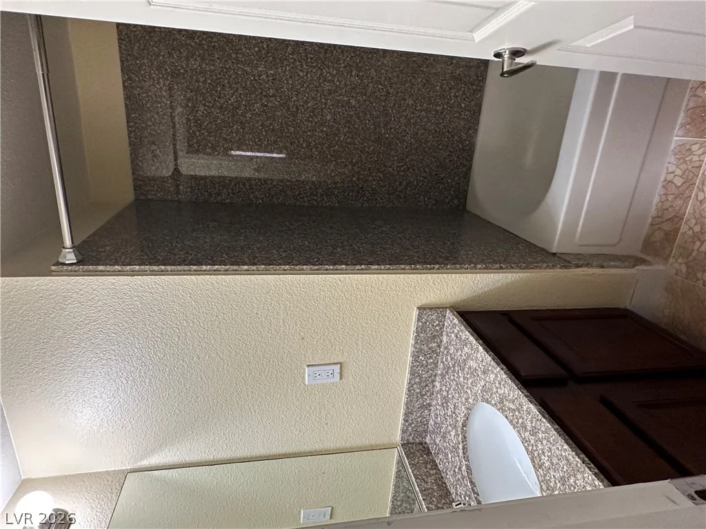 4391 Alexis, Las Vegas, NV 89103