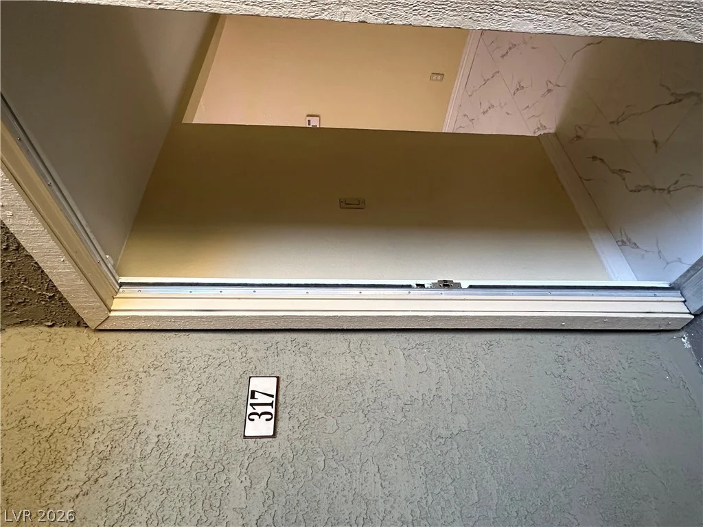 4391 Alexis, Las Vegas, NV 89103