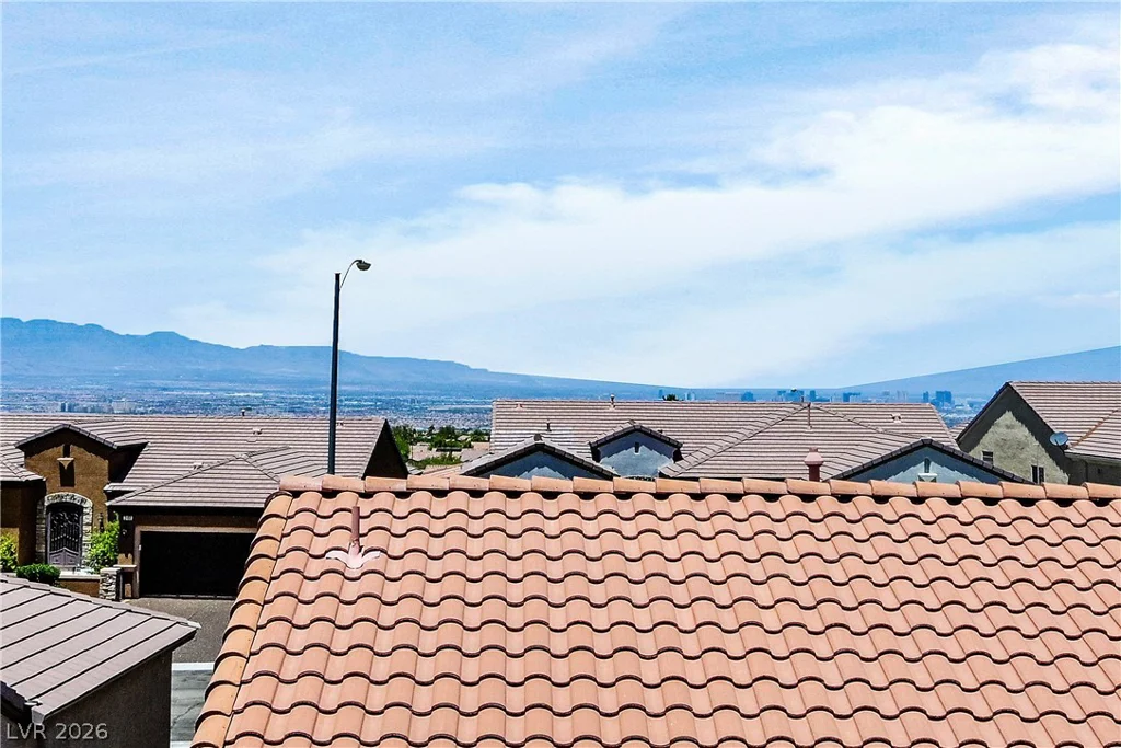 2464 Black River Falls, Henderson, NV 89044