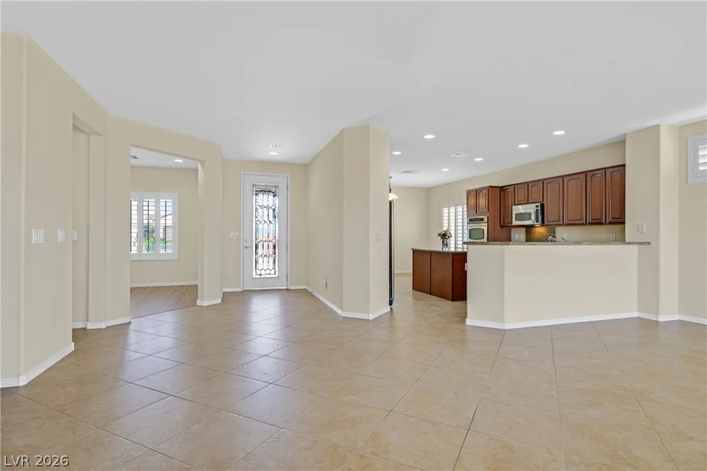 2464 Black River Falls, Henderson, NV 89044