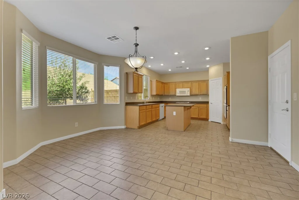 10328 Hawk Ravine, Las Vegas, NV 89178