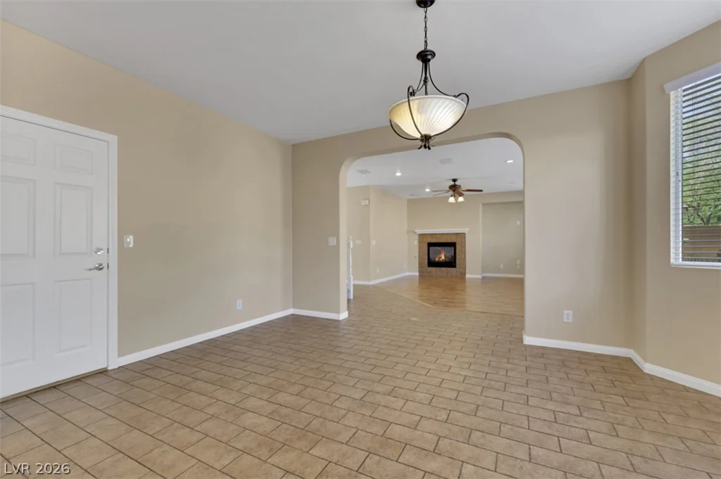 10328 Hawk Ravine, Las Vegas, NV 89178
