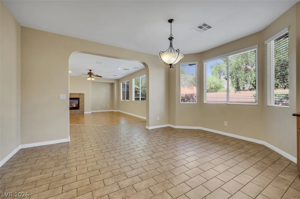10328 Hawk Ravine, Las Vegas, NV 89178