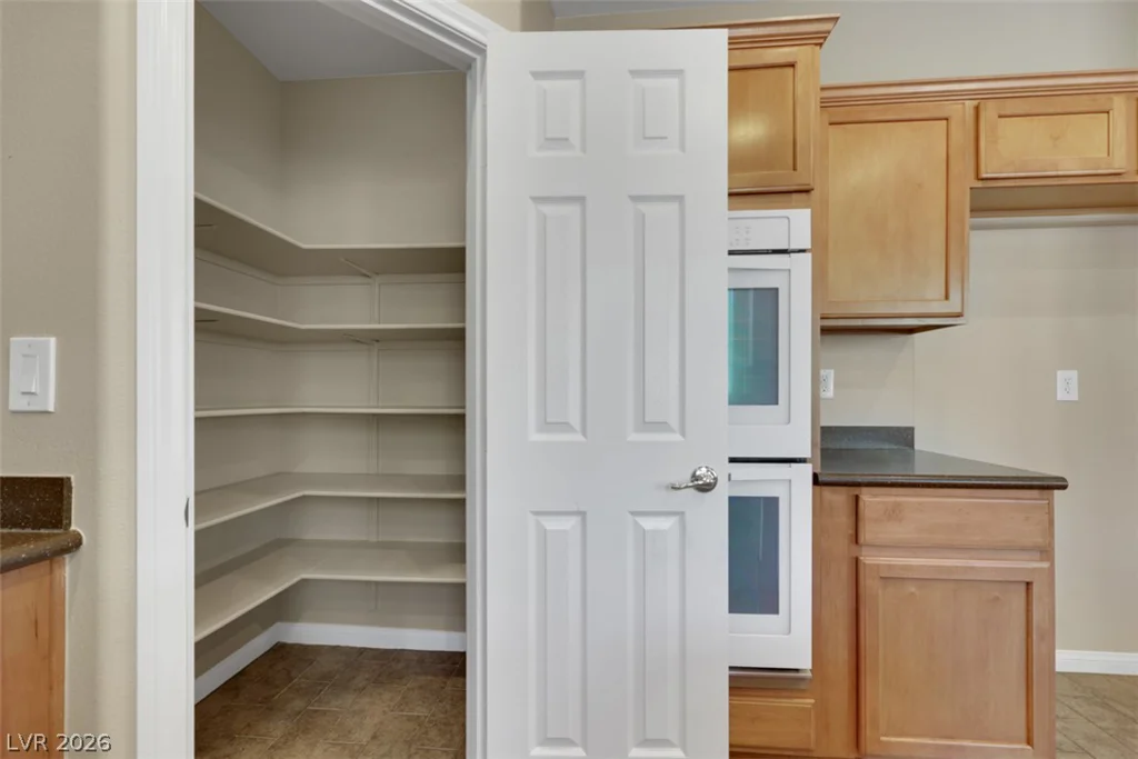 10328 Hawk Ravine, Las Vegas, NV 89178