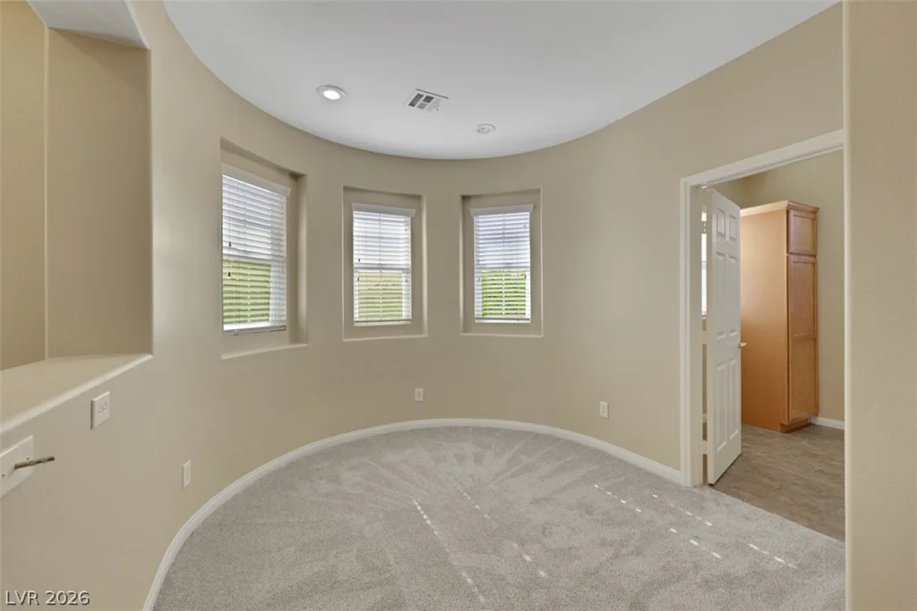 10328 Hawk Ravine, Las Vegas, NV 89178