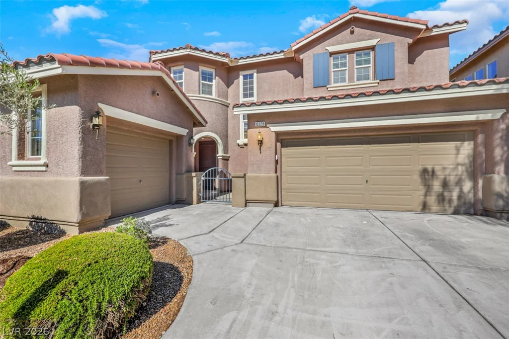 10328 Hawk Ravine, Las Vegas, NV 89178