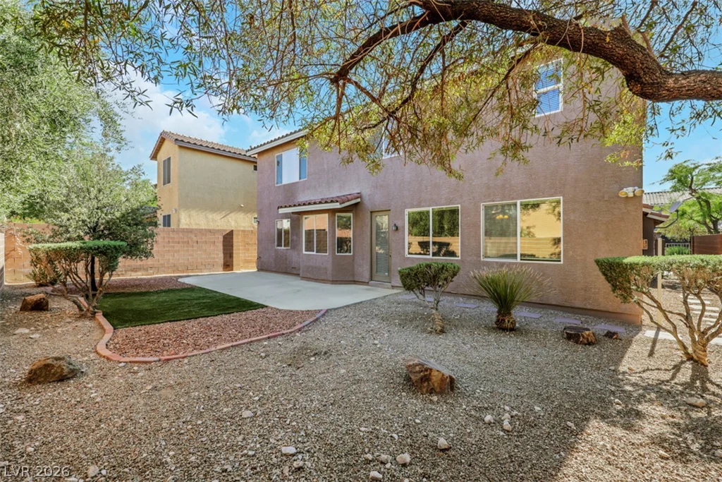 10328 Hawk Ravine, Las Vegas, NV 89178