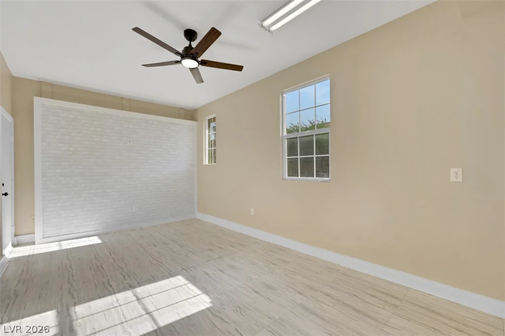 10328 Hawk Ravine, Las Vegas, NV 89178