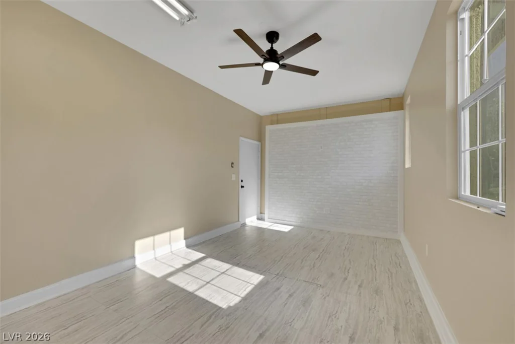 10328 Hawk Ravine, Las Vegas, NV 89178