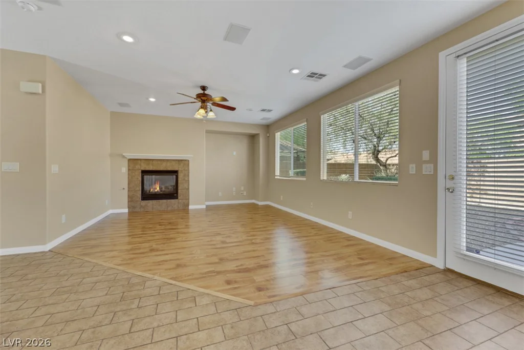 10328 Hawk Ravine, Las Vegas, NV 89178