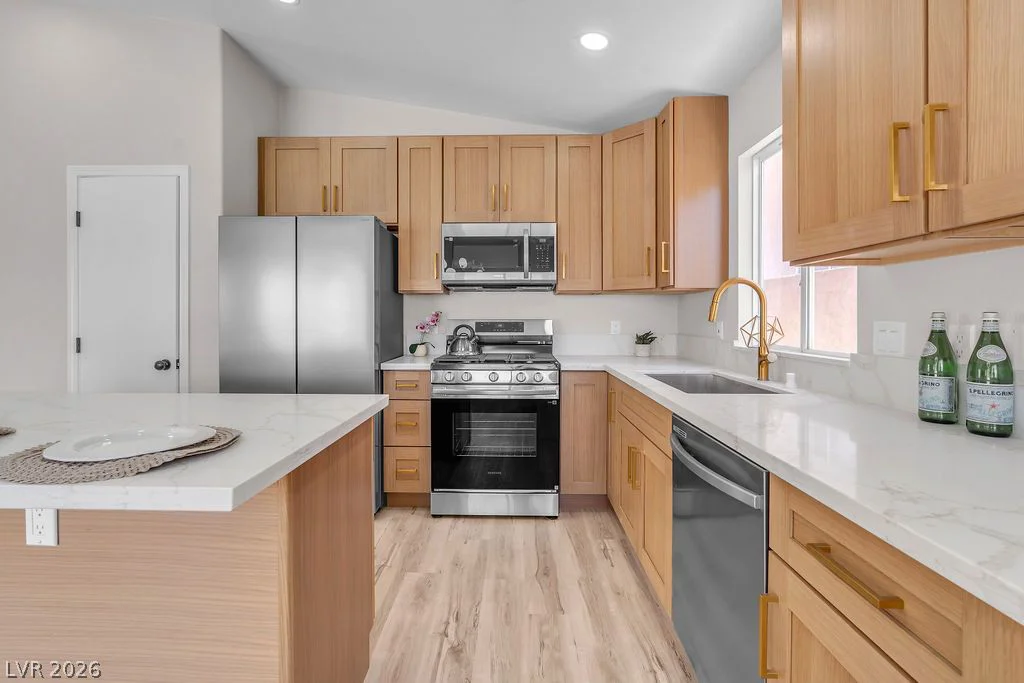 9004 Meisenheimer, Las Vegas, NV 89143