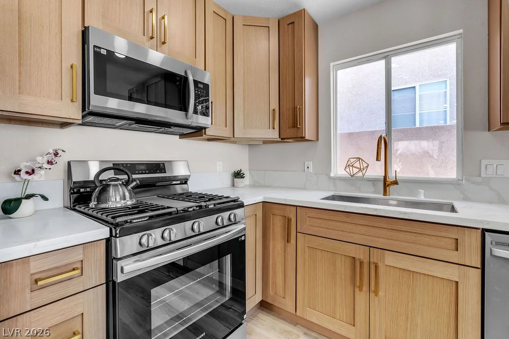 9004 Meisenheimer, Las Vegas, NV 89143