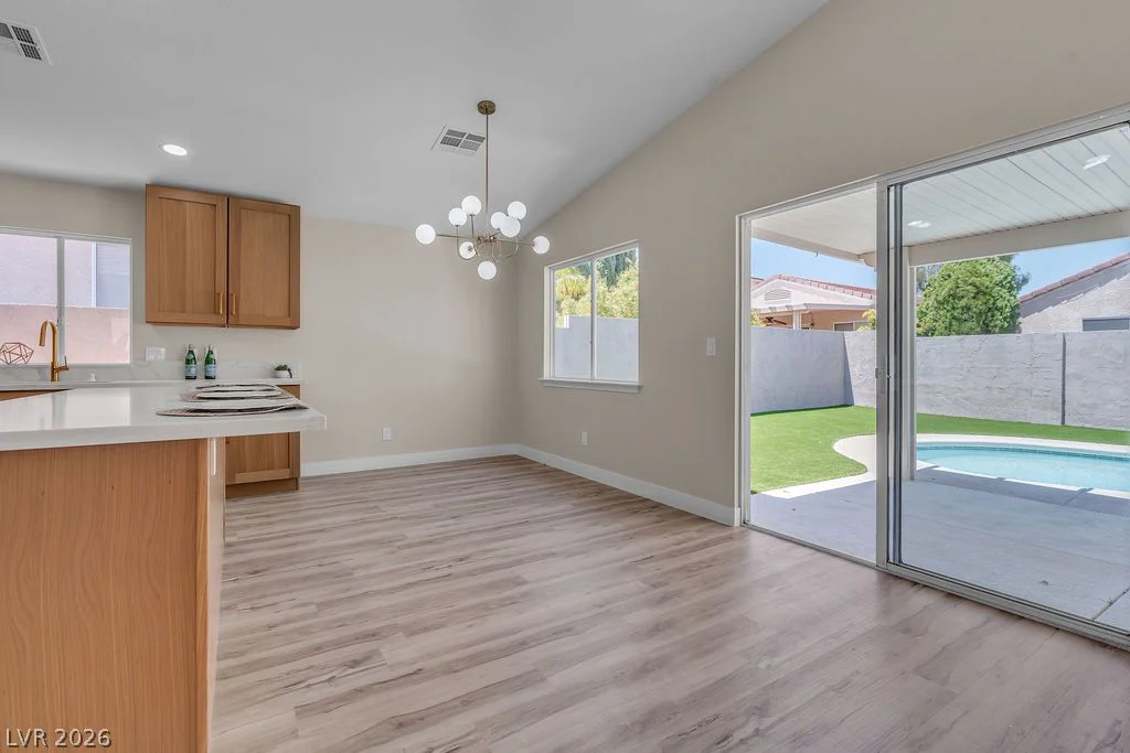 9004 Meisenheimer, Las Vegas, NV 89143