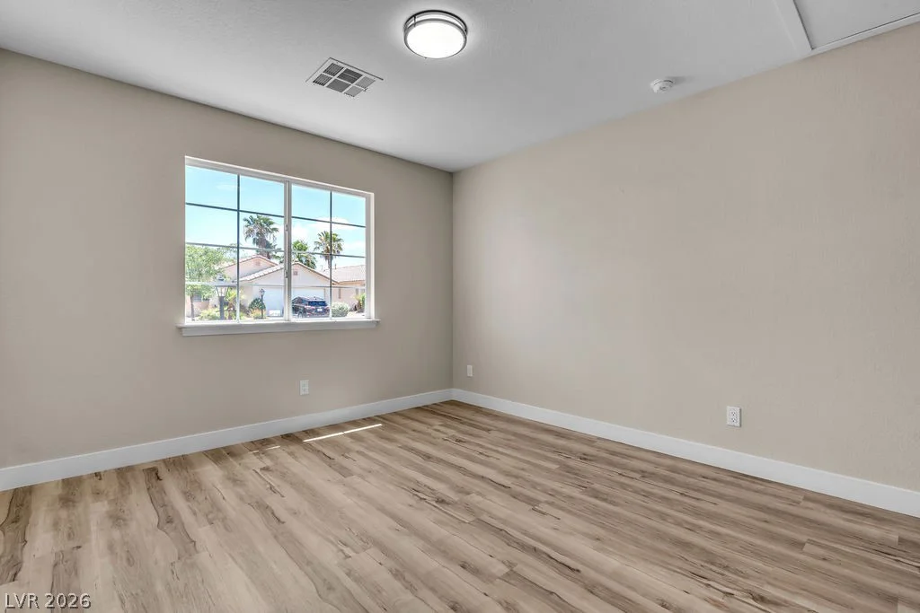 9004 Meisenheimer, Las Vegas, NV 89143