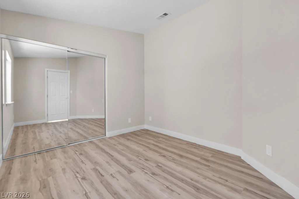 9004 Meisenheimer, Las Vegas, NV 89143