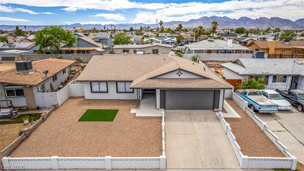 324 Lakehurst, Las Vegas, NV 89145