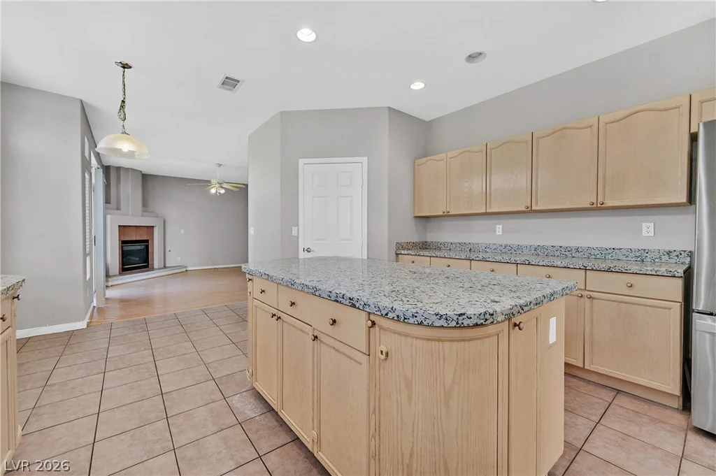8828 La Manga, Las Vegas, NV 89147