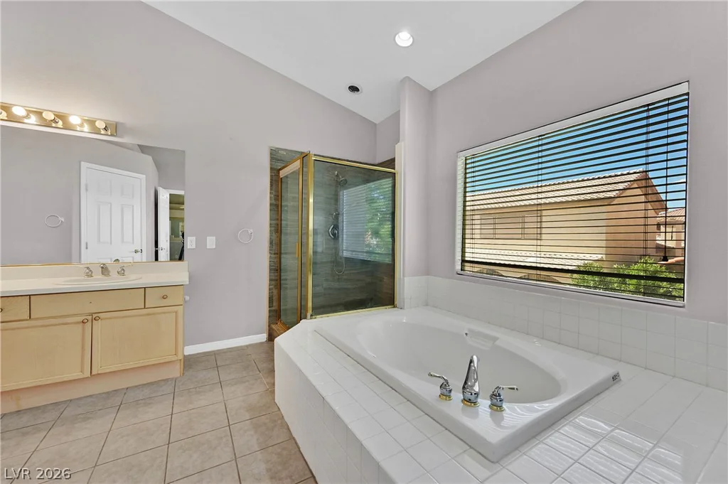8828 La Manga, Las Vegas, NV 89147