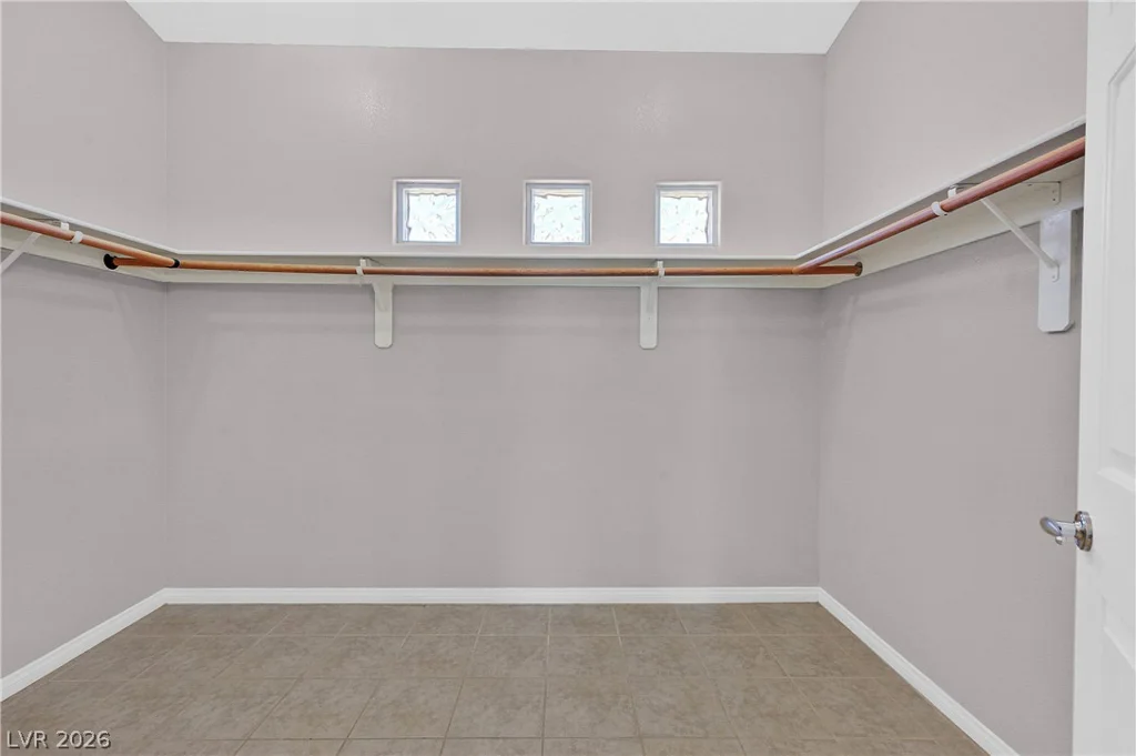 8828 La Manga, Las Vegas, NV 89147