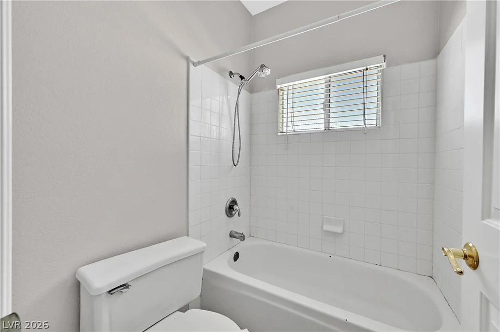 8828 La Manga, Las Vegas, NV 89147