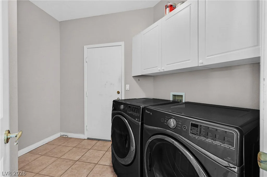 8828 La Manga, Las Vegas, NV 89147