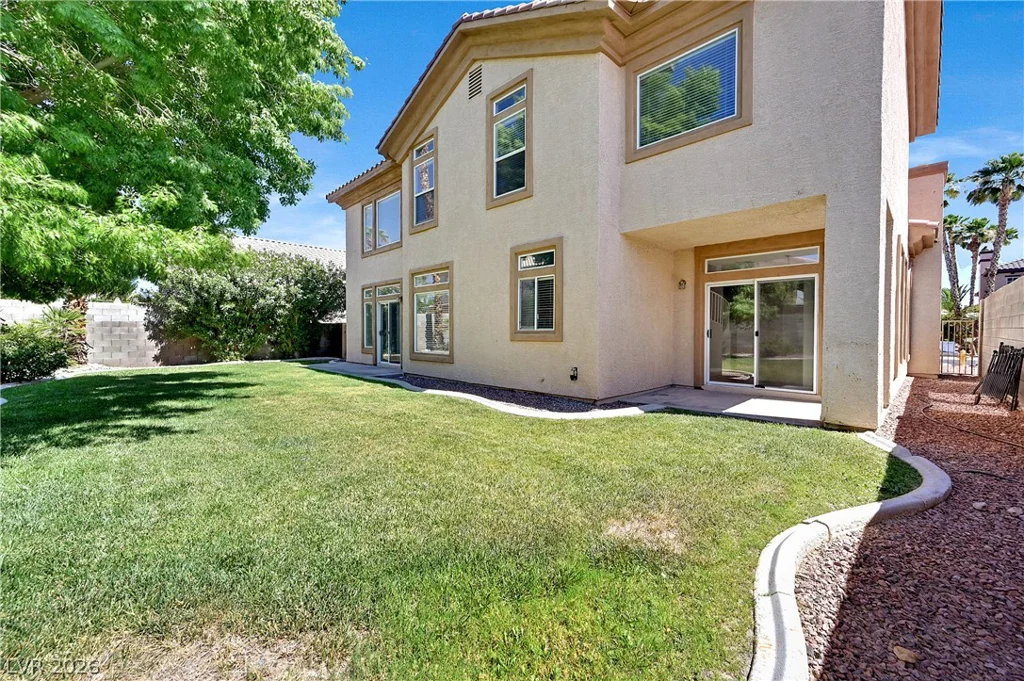 8828 La Manga, Las Vegas, NV 89147