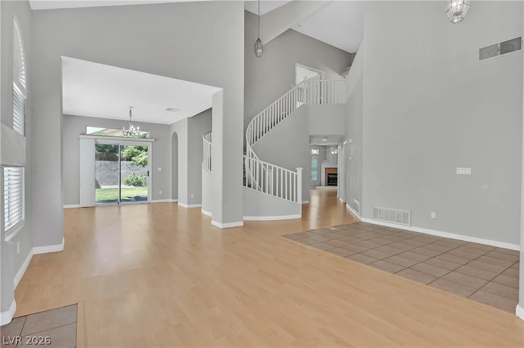 8828 La Manga, Las Vegas, NV 89147