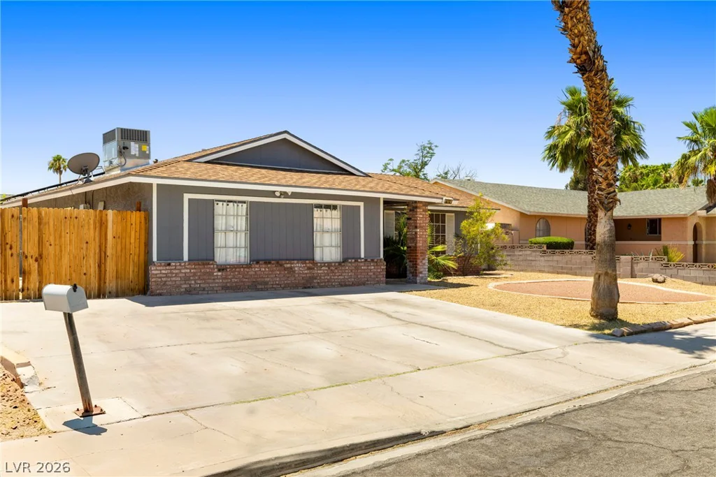 6213 Anaconda, Las Vegas, NV 89108