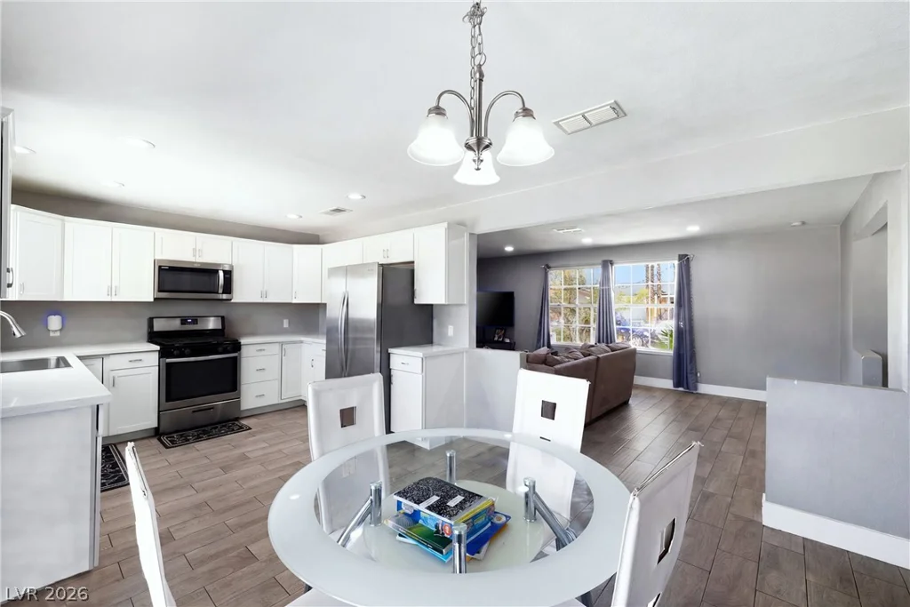 6213 Anaconda, Las Vegas, NV 89108