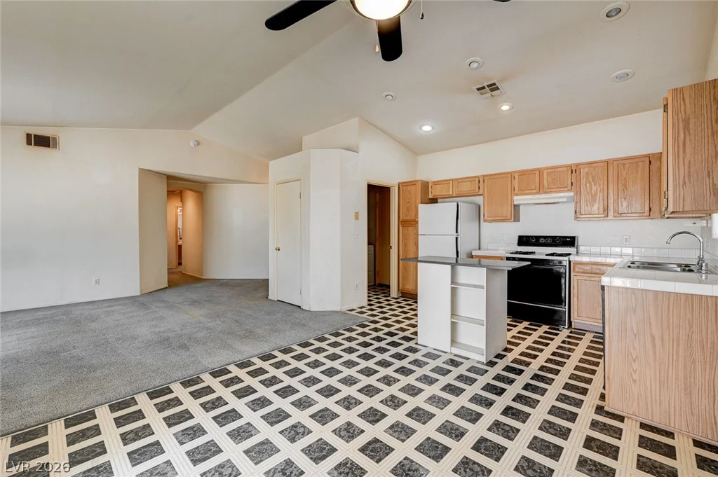 4822 Hunters Run, North Las Vegas, NV 89031