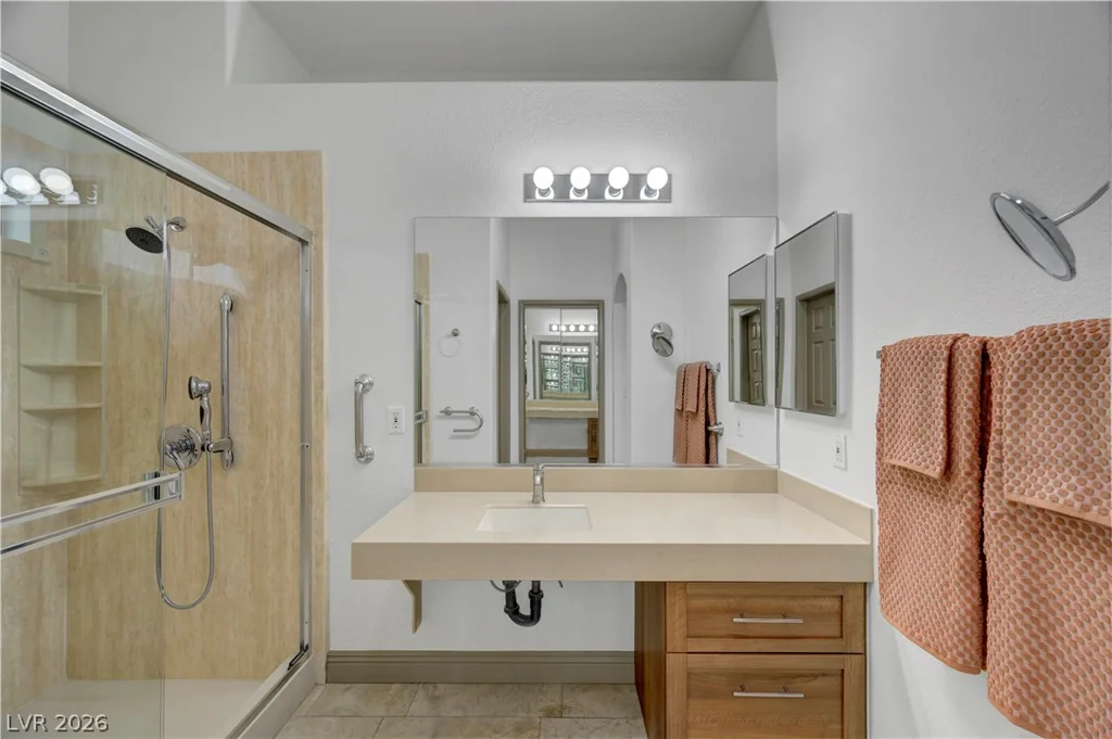 4935 Cedar Lawn, Las Vegas, NV 89130