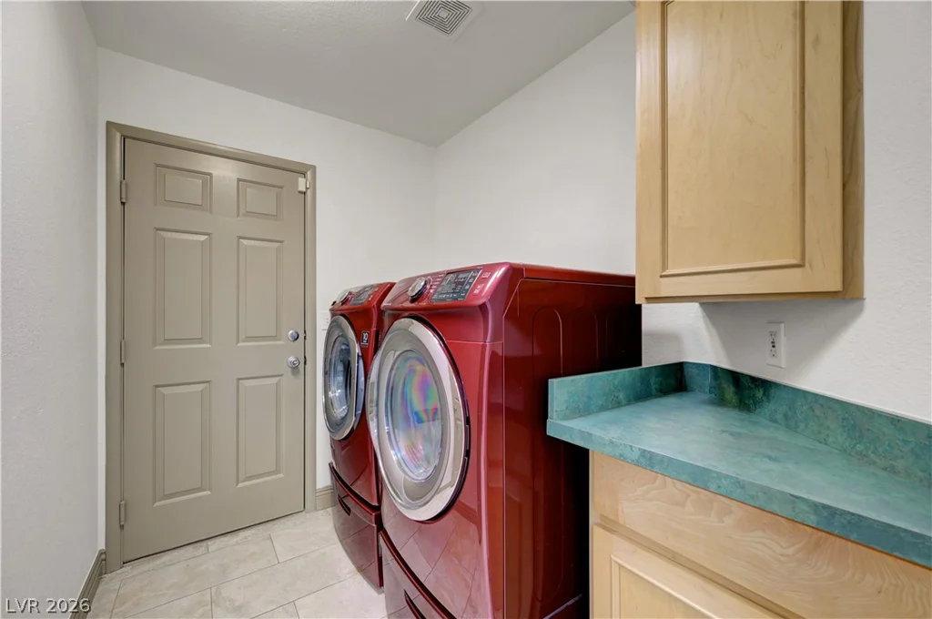 4935 Cedar Lawn, Las Vegas, NV 89130
