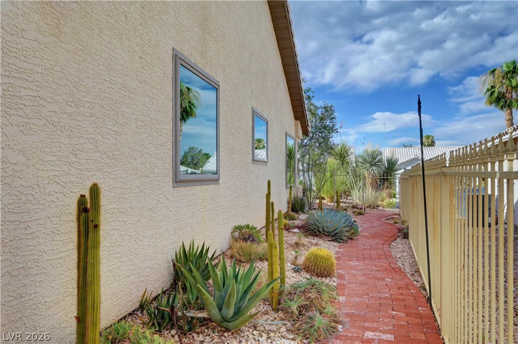 4935 Cedar Lawn, Las Vegas, NV 89130