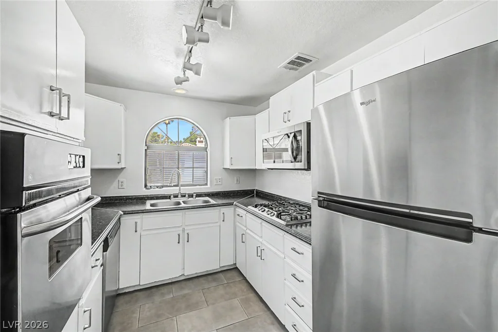 1415 Santa Margarita, Las Vegas, NV 89146