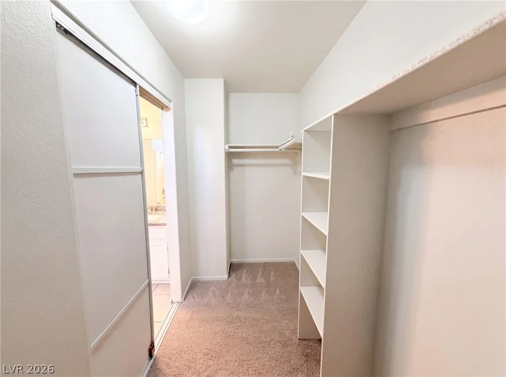 9328 Chilly Pond, Las Vegas, NV 89129